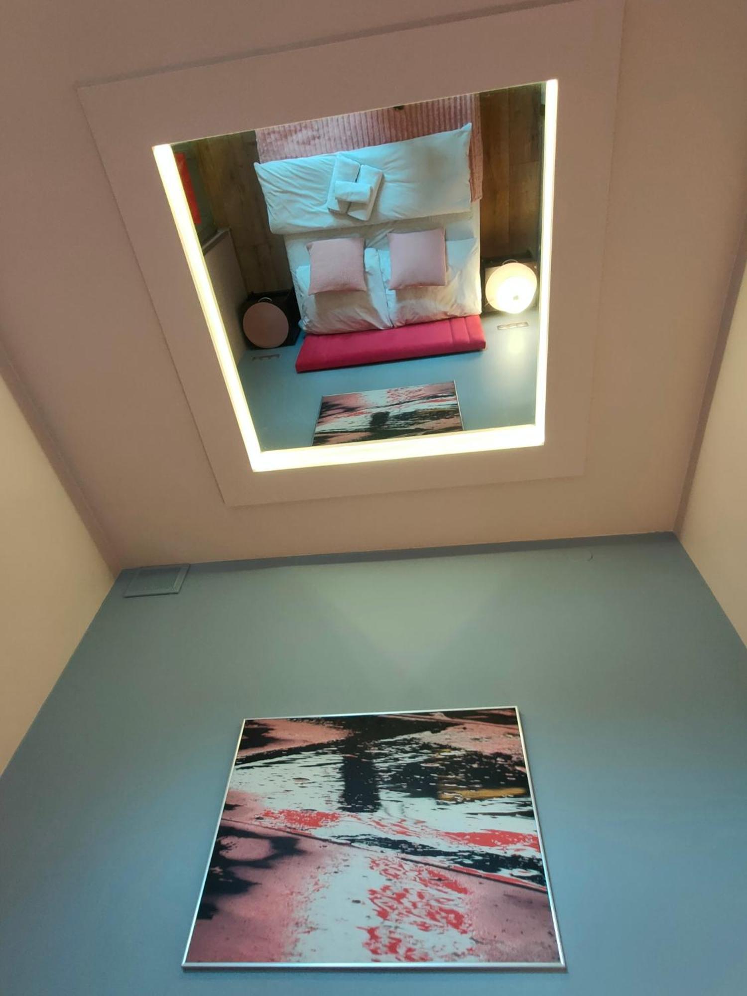 Mirror Pink Studio Apartment クラクフ エクステリア 写真